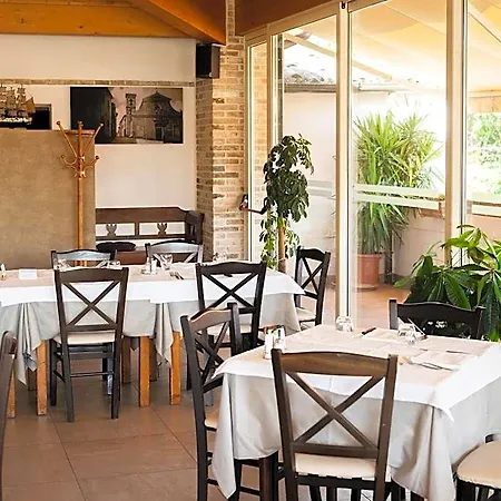 Hotel Il Castagno Orciano di Pesaro