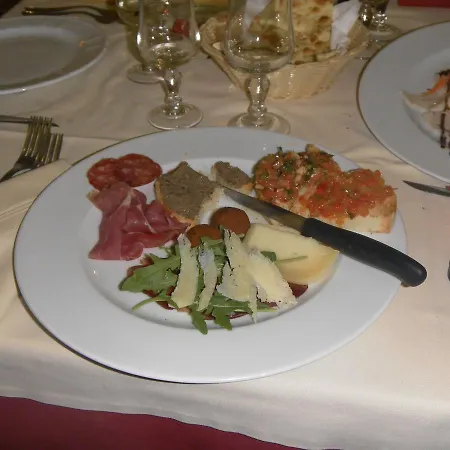 Hotel Il Castagno Orciano di Pesaro